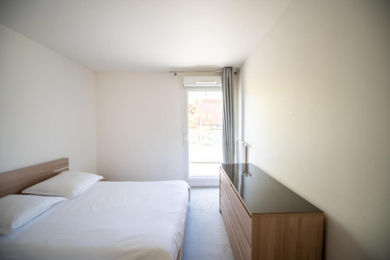 Appartements De 2 Ou 3 Chambres A 40 Minutes De Paris Courcouronnes Екстер'єр фото
