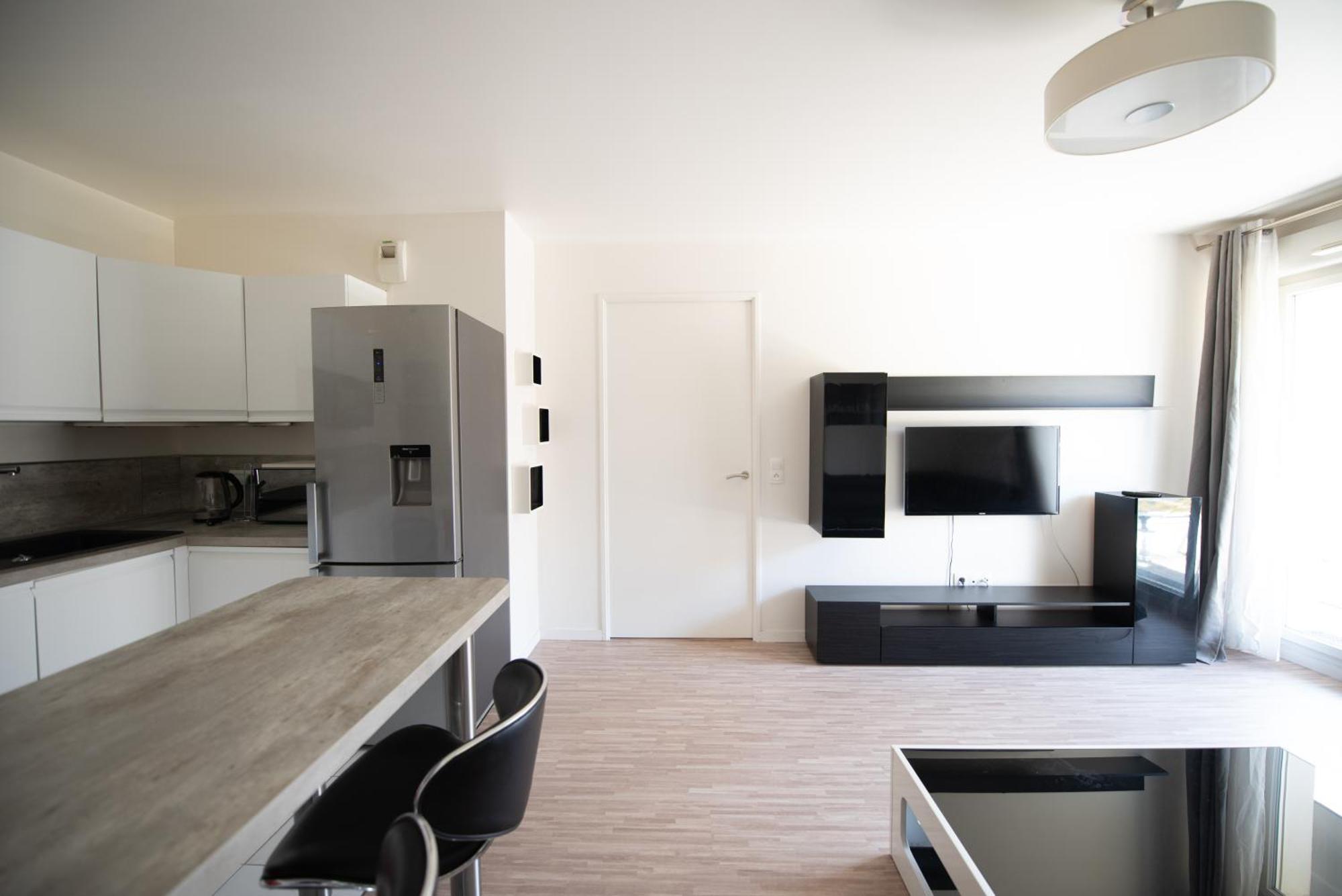 Appartements De 2 Ou 3 Chambres A 40 Minutes De Paris Courcouronnes Номер фото